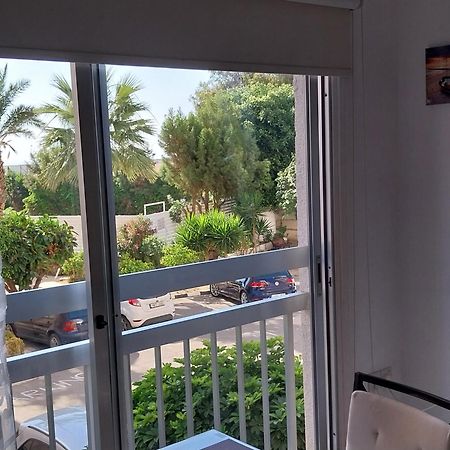 Stelia'S Seagate Studio Apt. Larnaca Exterior photo